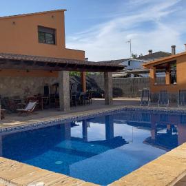 Casa Martina, hotel in Cardedeu