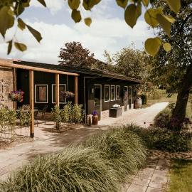In de tuin in Gees, hotel em Gees