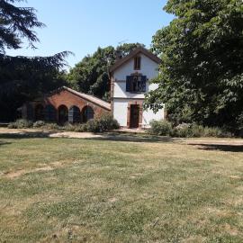 Le Chais, hotel din Villemur-sur-Tarn