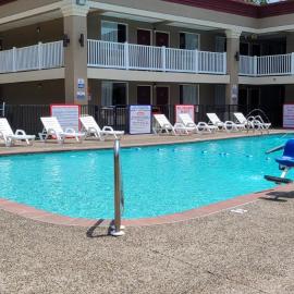 HomeTowne Studios by Red Roof Bordentown - McGuire AFB, hotel v destinaci Bordentown