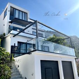 THE CUBE – hotel w Pisaku