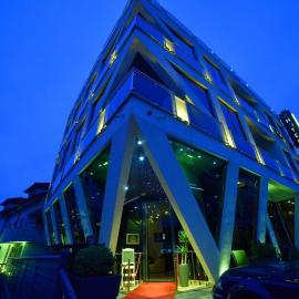 Hotel PALACE, ξενοδοχείο σε Velika Kladusa