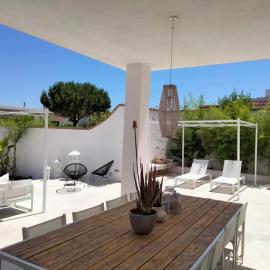 Casa Vacanza "La Mangiatoia in corte", hotel v destinácii Gemini