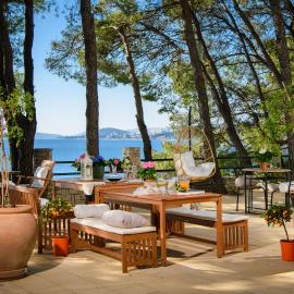 Lavica Bellevue apartments & studios, hotel di Podstrana