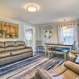 Walk to Swift's Beach! Classic Cottage w/ Deck