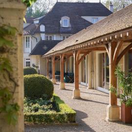 Hostellerie De Levernois，勒韋爾努瓦的飯店