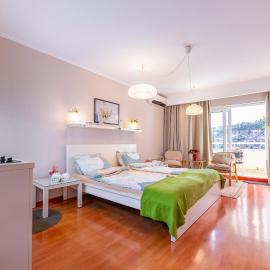 Dimar Apartments، فندق في أوخريد