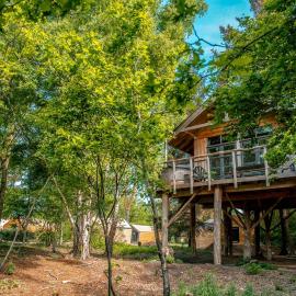 EuroParcs Ruinen, מלון בRuinen