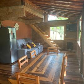 Casa Araucária, hotel in Visconde De Maua