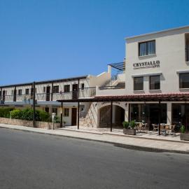 Crystallo Apartments, hotel di Paphos City