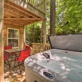 Private Hot Tub, Yard: Pet-Friendly Whittier Cabin