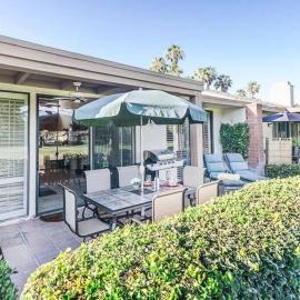 Private Country Club Condo on awesome golf course!, Hotel in Palm Desert