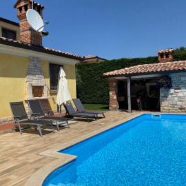 Villa Eva Karigador