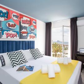 Casual Pop Art Benidorm by Casual Hoteles, hotel u Benidormu