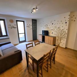 Casa MAGNA & Casa Nina – hotel w mieście Vezza dʼOglio