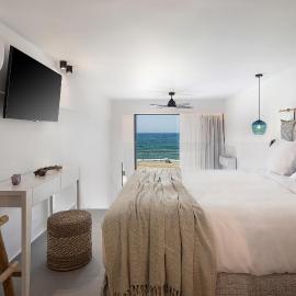 Calla Luxury Seafront Suites