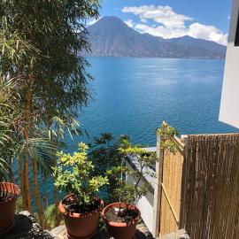 Rustic Charm Cliffside Retreat, hotel di Jaibalito