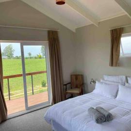 Protea Loft - Romantic stay - No Load shedding