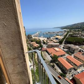 La Rupe Apartments Tropea, hotel u Tropei
