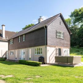 Osbornes Holiday House near Exeter with swimming pool, hotel em Exeter