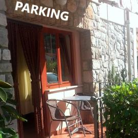 Room Vera- with airconditioning and free parking, hotel in Mošćenička Draga