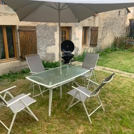 Petite maison lorraine avec cheminée et jardin, hotel Saint-Mihielben