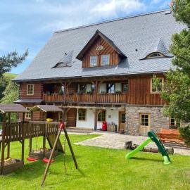 Samota u Hadince, hotel a Bartošovice v Orlických Horách
