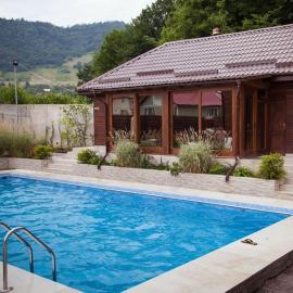 Pensiunea Roua Muntelui, hotell i Brăzeşti