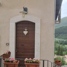 Casavacanza al castello 2, hotel in Villetta Barrea