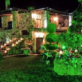 Thodis villa's, hotel i Karianí