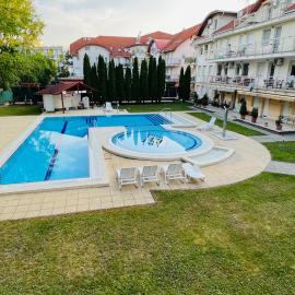 Elit Medencés Apartman Hajdúszoboszló