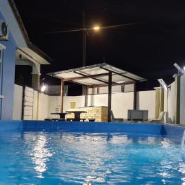 Rest n Splash by Home Stay Cikgu D'Inapan Kijang, hotel in Alor Setar