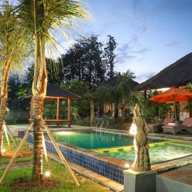 Orange Balangan Bungalow, hotel in Jimbaran