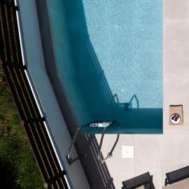 O-Cyanea Villa with Heated Pool, hotel u gradu 'Kournás'