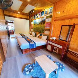 DONG VAN CLIFFSIDE HOUSE, хотел в Донг Ван