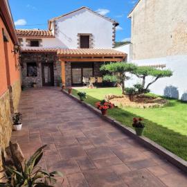 CASA RURAL SANTA AGUEDA, viešbutis mieste Charaba