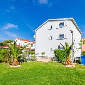 Apartments Damir