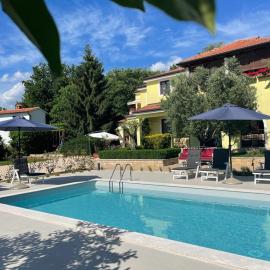 Apartments Šterna, Hotel in Grožnjan