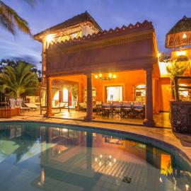 Swahili House Tiwi Beach - Private Oceanfront Boutique Villa Near Diani, hotel v mestu Tiwi
