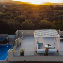 Fiorentinos Villa, hotel in Tragaki