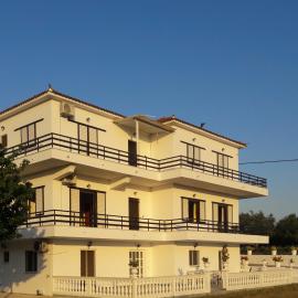 Kypseli Farmhouse, hotel a Kypseli