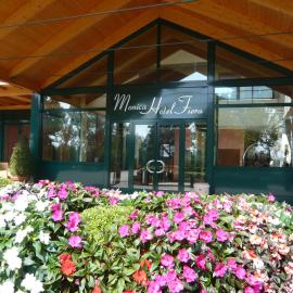 Monica Hotel Fiera, hotell i Pregnana Milanese