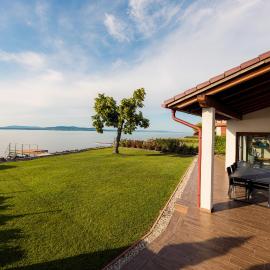 Balaton View Apartment, hotel in Balatonboglár