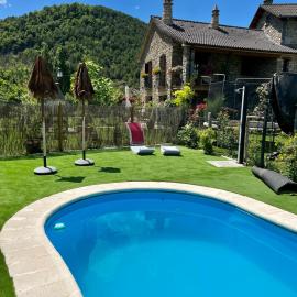 Borda Fuertes, hotel em Albella
