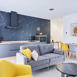 9 NIDOS Céntrica Suites - Nuevo、プラセンシアのホテル