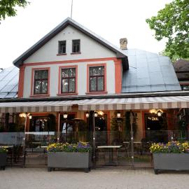 City Center Kaķis B&B: Sigulda şehrinde bir otel