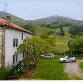 Un écrin dans la nature, hotel a Espelette