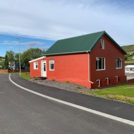 Viesnīca Hofdi Guesthouse pilsētā Husavika