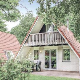 3 Bedroom Beautiful Home In Gramsbergen