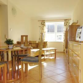 Beach Front Apartment In Insel Poelgollwitz, hotel a Gollwitz